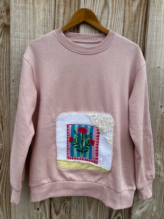 Sweat Rose Pastel – Fleur en matières texturées 🌼